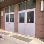小学校体育館出入り口　スチールドア交換